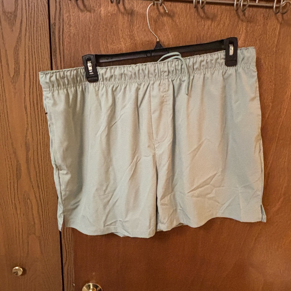 Arizona 5” inseam athletic shorts